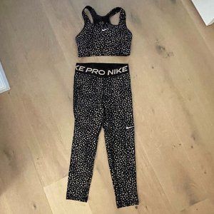 (NEW) Nike Pro Sports Bra and Leggings Set, Cheetah Print, Women Size S
